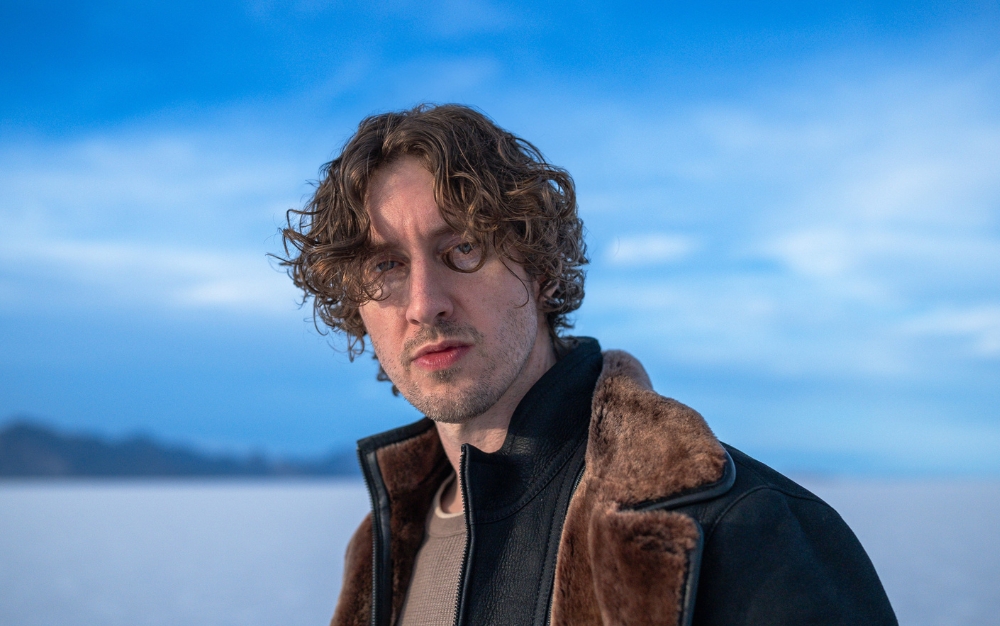 Dean Lewis.